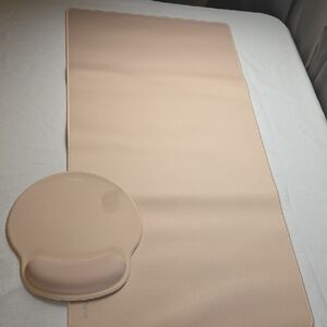 Mosiso Beige Computer Desk Mat and Mouse Pad W/Wrist Rest Set GUC READ